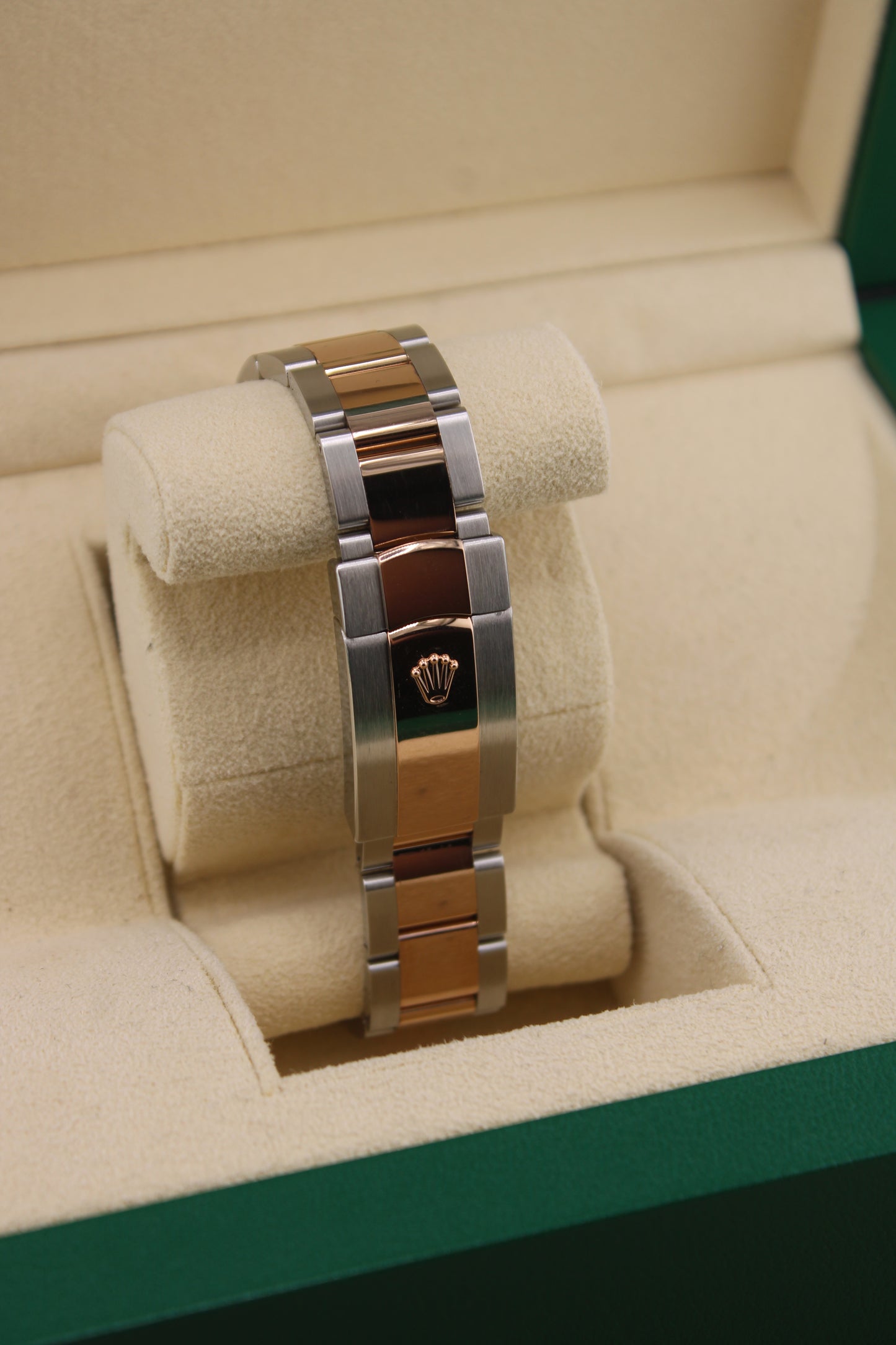 Rolex Datejust 41 126331 "Silver Motif"