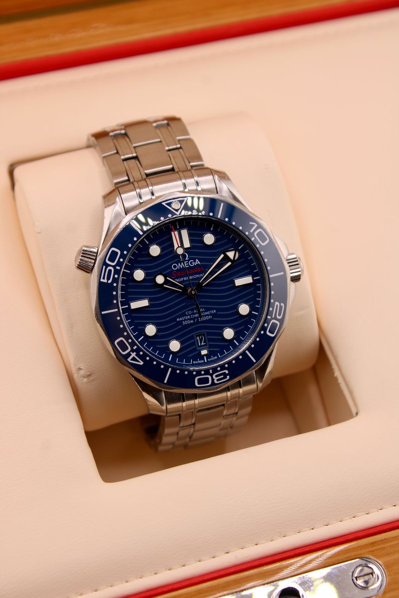 Omega Seamaster Professional 300M