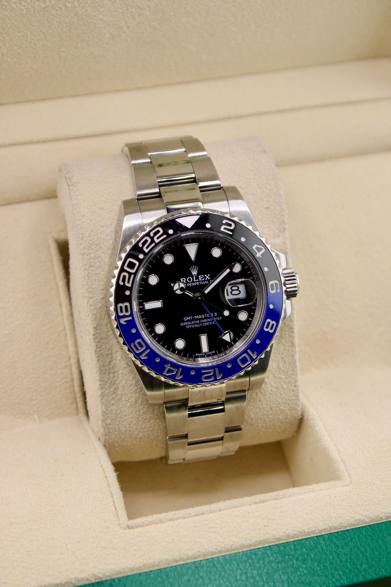 Rolex GMT-Master II “Batman” 116710BLNR, dial straight on