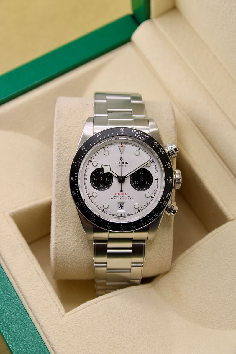 Tudor Black Bay Chrono “Panda” 79360N, dial straight on, Oyster-style bracelet