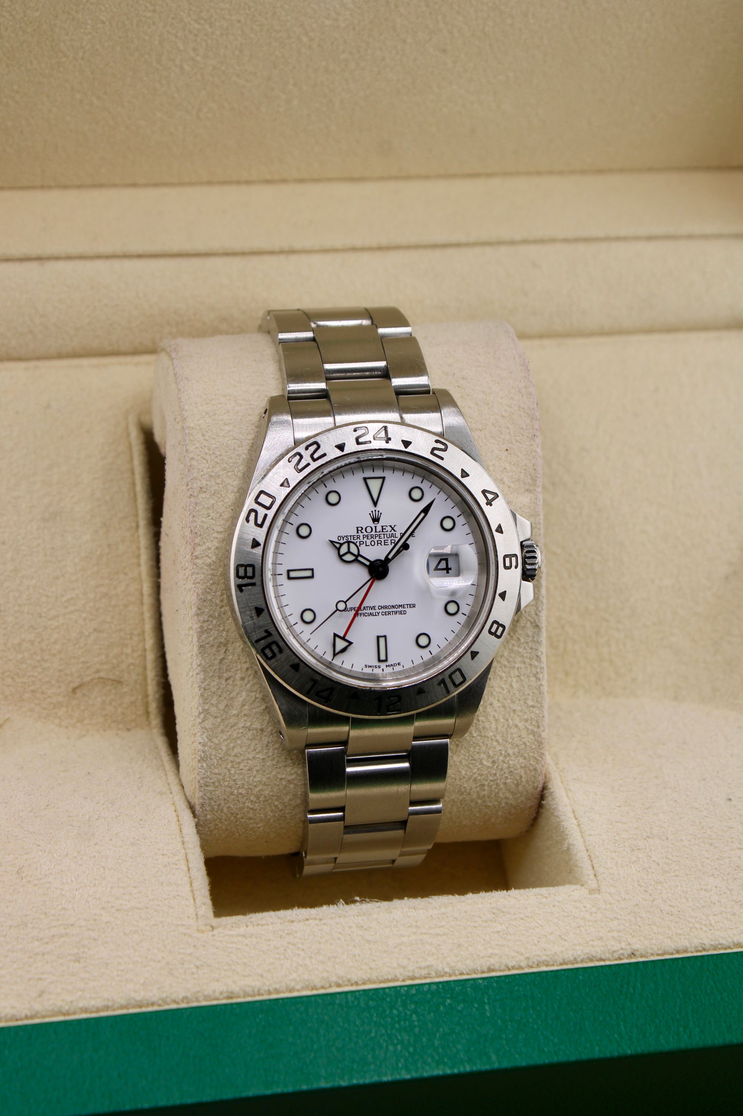 Rolex Explorer II “Polar” 16570 Box + Papers