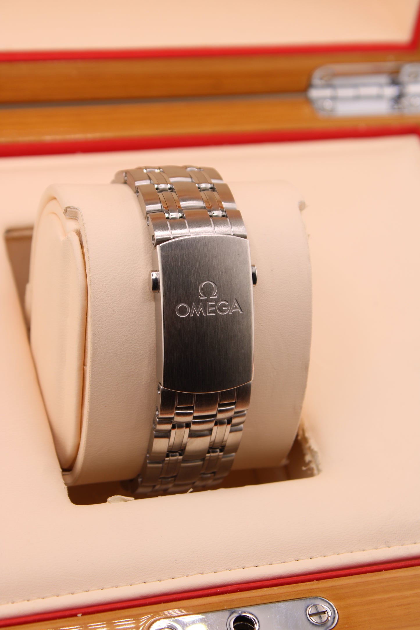 Omega Seamaster Professional 300M 212.30.41.20.03.001