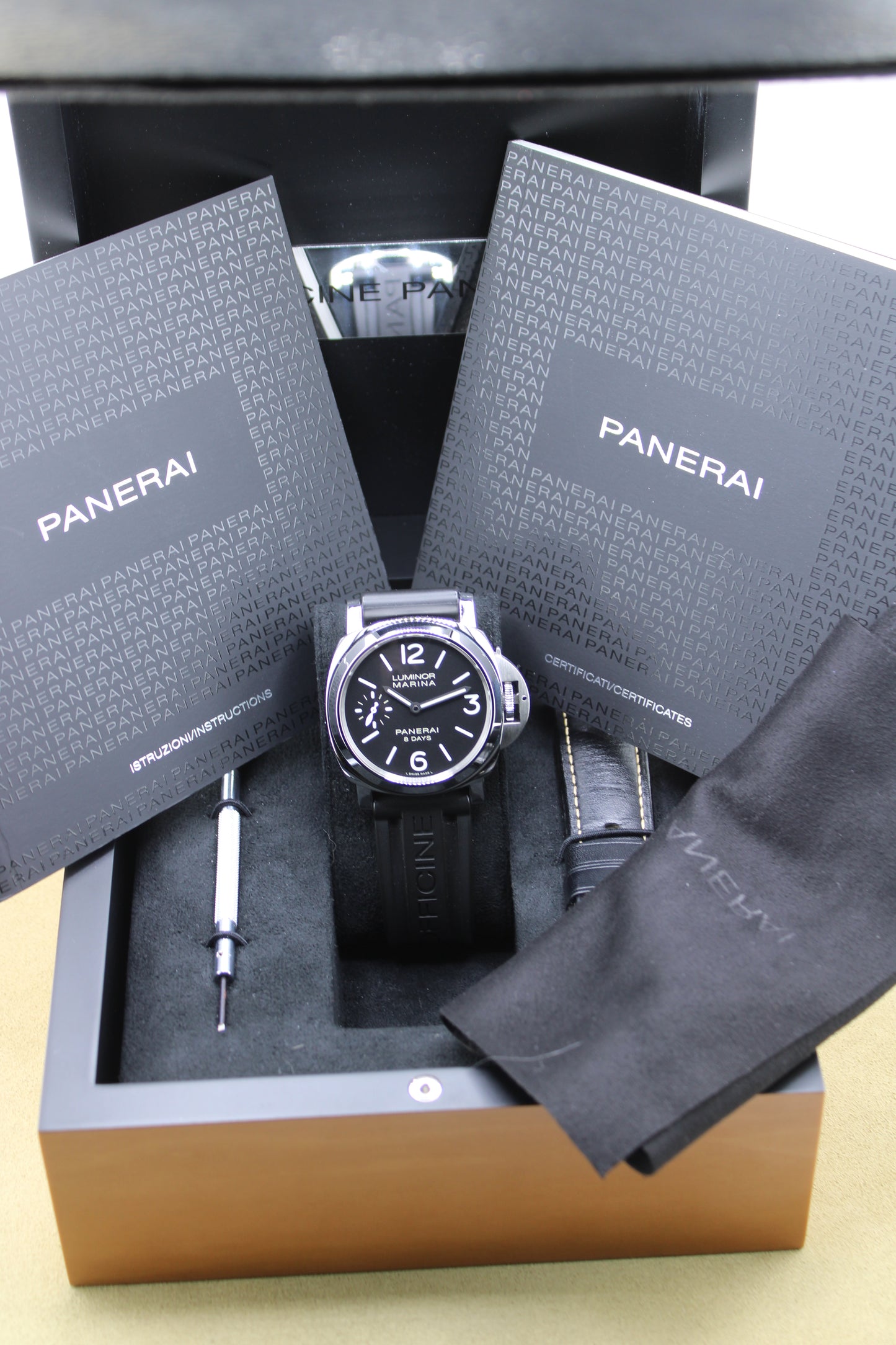 Panerai Luminor Marina 8 Days PAM00510