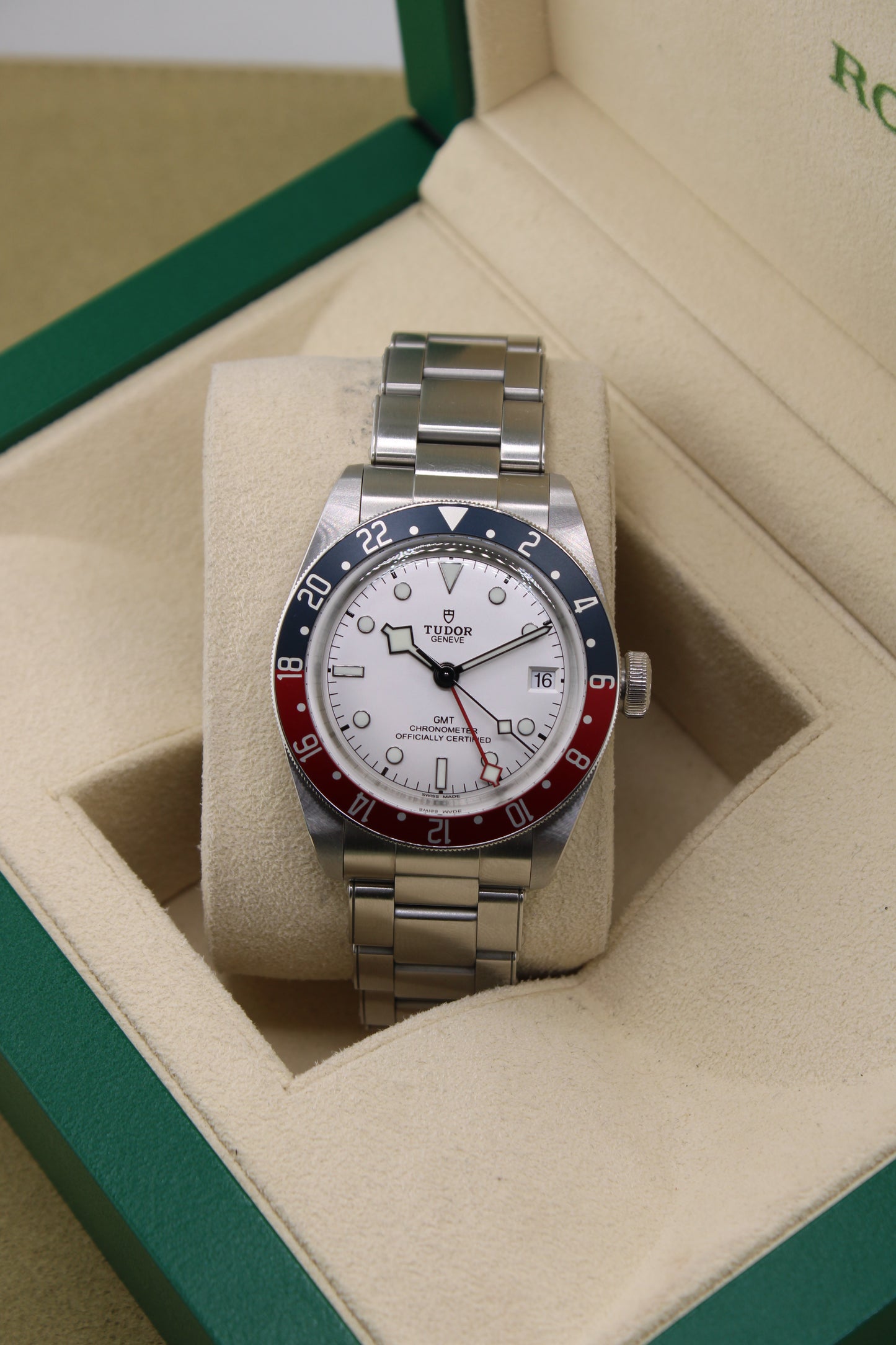 Tudor Black Bay GMT 79830RB Opaline Pepsi